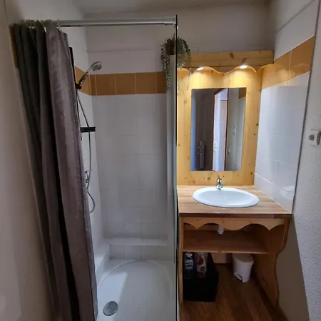 4 Personnes Au Pied Des Pistes. - Résidence * Les Balcons De Recoin * *